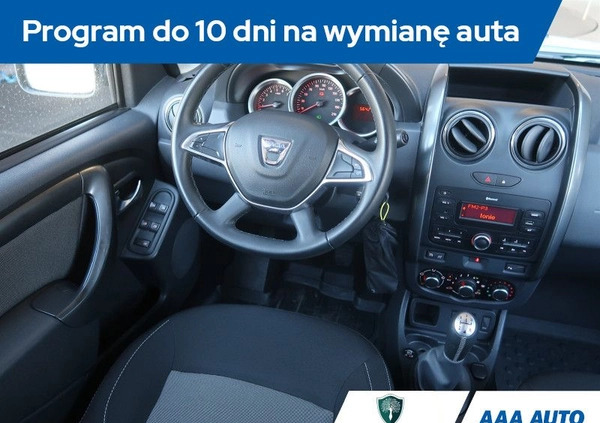 Dacia Duster cena 50000 przebieg: 56425, rok produkcji 2017 z Wschowa małe 211